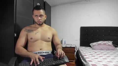 ryan_xc1 online show from May 21, 2026, 2:29 am