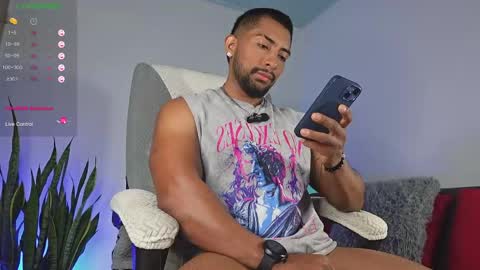 ryanboy30 online show from May 7, 2026, 1:49 pm
