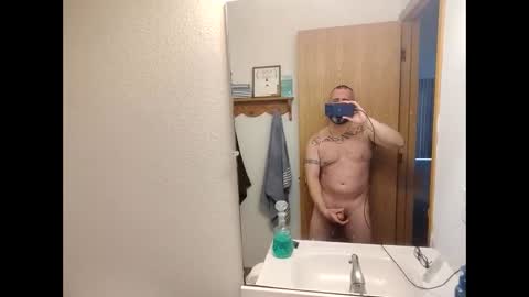 ryanihde2025 online show from February 9, 2026, 10:14 pm