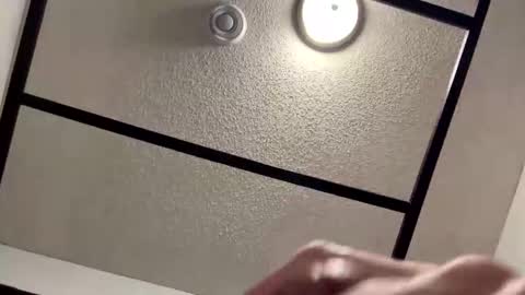 ryanihde2025 online show from March 17, 2026, 2:27 am