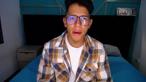 Snapshot of ryanpricee chatting on December 28, 2024, 2:54 am RyanPricee online show from December 28, 2024, 2:54 am