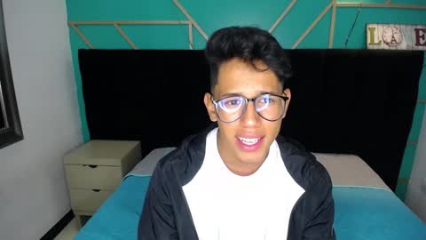 Snapshot of ryanpricee chatting on December 29, 2024, 6:24 am RyanPricee online show from December 29, 2024, 6:24 am