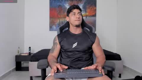 ryanwhite3 online show from April 29, 2026, 10:49 pm
