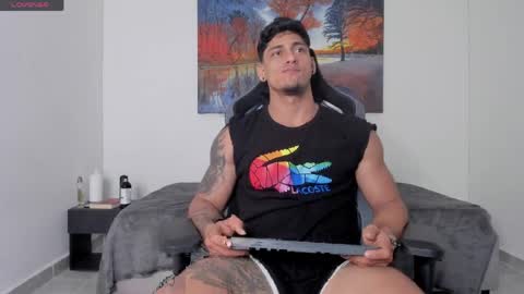 ryanwhite3 online show from May 4, 2026, 11:34 pm