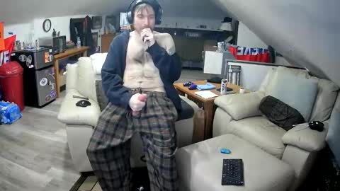 Ryis2High online show from December 23, 2025, 10:02 am