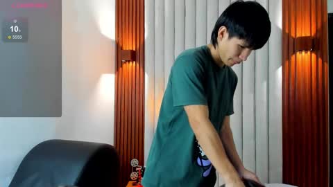 Snapshot of ryo_kush chatting on November 6, 2025, 3:40 am Ryo Kush online show from November 6, 2025, 3:40 am