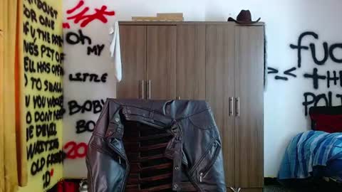Snapshot of ryoko_vishnu chatting on June 18, 2026, 8:35 pm Ryoko online show from June 18, 2026, 8:35 pm