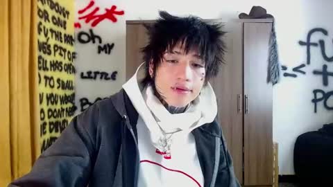 Snapshot of ryoko_vishnu chatting on July 10, 2026, 12:04 am Ryoko online show from July 10, 2026, 12:04 am