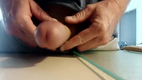 Snapshot of ryucravenmore chatting on October 4, 2025, 1:31 pm ryucravenmore online show from October 4, 2025, 1:31 pm