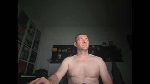 Snapshot of s1y_fox chatting on June 15, 2026, 1:52 am s1y_fox online show from June 15, 2026, 1:52 am