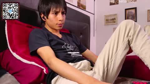 Snapshot of s_a_t_u_r_n chatting on March 10, 2025, 11:06 pm ST online show from March 10, 2025, 11:06 pm