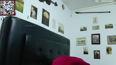 Snapshot of s_a_t_u_r_n chatting on October 15, 2025, 9:09 am ST online show from October 15, 2025, 9:09 am