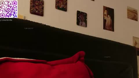 Snapshot of s_a_t_u_r_n chatting on June 18, 2026, 2:45 am ST online show from June 18, 2026, 2:45 am