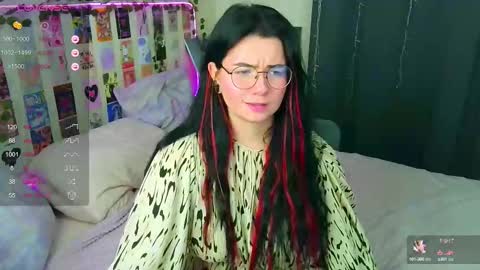 Kate online show from September 24, 2025, 10:35 pm