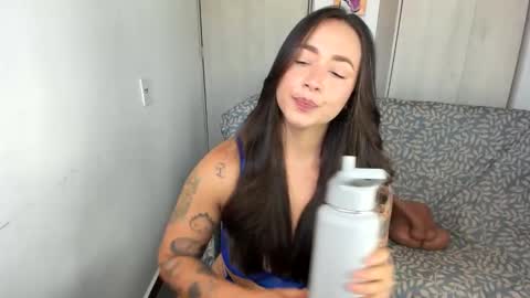 Snapshot of saarah_brownn chatting on May 5, 2026, 9:01 pm Sara online show from May 5, 2026, 9:01 pm