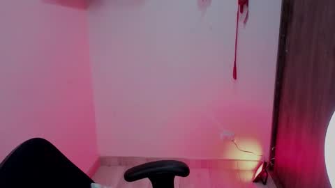Snapshot of sabaha_ chatting on December 2, 2025, 12:27 am S A B A H A online show from December 2, 2025, 12:27 am