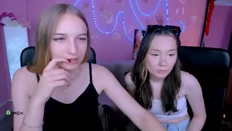 Snapshot of sabina_wul chatting on June 25, 2026, 12:09 pm Sabina online show from June 25, 2026, 12:09 pm