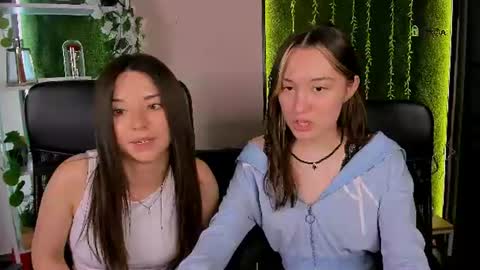 Snapshot of sabina_wul chatting on June 27, 2026, 12:22 pm Sabina online show from June 27, 2026, 12:22 pm