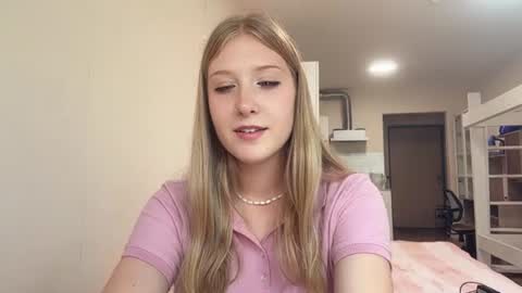 Snapshot of sabinecarrithers chatting on July 12, 2026, 9:44 am Sabine online show from July 12, 2026, 9:44 am