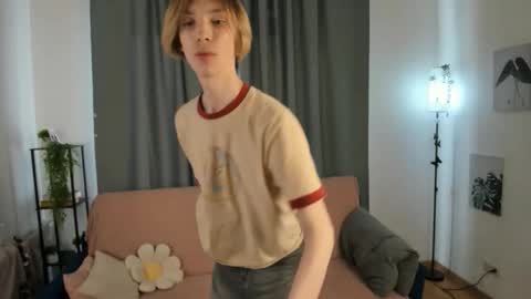 sableflux online show from March 15, 2026, 5:24 am