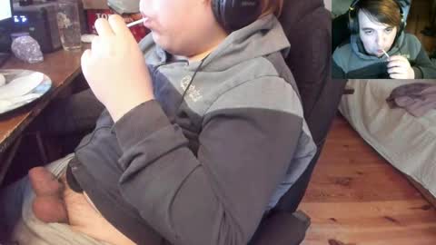 1141323  my Lord Mister Max   moms treasure online show from January 8, 2026, 7:10 am