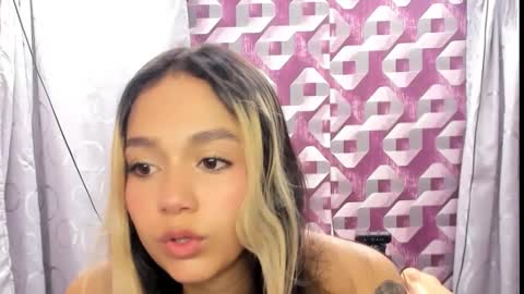 Snapshot of sabrina_adams01 chatting on February 23, 2025, 12:27 pm Sabrina Adams online show from February 23, 2025, 12:27 pm