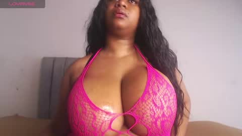 Sabrina Mora online show from July 10, 2026, 5:48 pm
