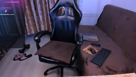 Snapshot of sabrina_only_ chatting on June 23, 2026, 12:52 am Tatiana online show from June 23, 2026, 12:52 am