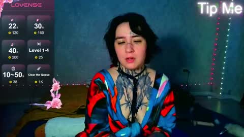 Snapshot of sabrina_raiders_666 chatting on February 17, 2025, 1:42 pm Lilith Solar online show from February 17, 2025, 1:42 pm