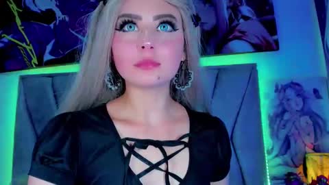 Snapshot of sabrinaexpositoxx chatting on December 22, 2024, 9:55 am SABRI online show from December 22, 2024, 9:55 am