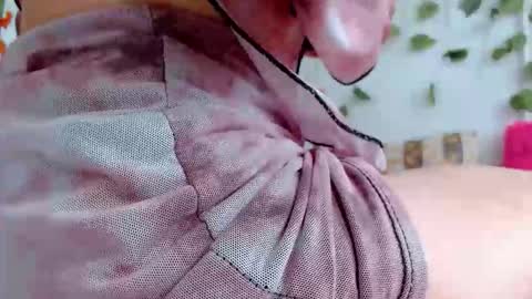 Snapshot of sabrinaexpositoxx chatting on November 13, 2025, 5:23 pm SABRI online show from November 13, 2025, 5:23 pm