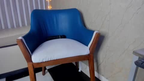 Snapshot of sabrinahims_ chatting on January 14, 2025, 12:22 am mariana online show from January 14, 2025, 12:22 am