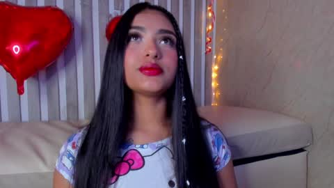 Snapshot of sabrinahims_ chatting on February 3, 2025, 11:26 pm mariana online show from February 3, 2025, 11:26 pm