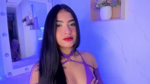 Snapshot of sabrinahims_ chatting on November 9, 2025, 6:01 am mariana online show from November 9, 2025, 6:01 am