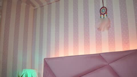  Sabrina  online show from March 7, 2025, 10:43 pm