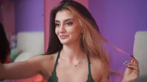  Sabrina  online show from November 20, 2025, 2:01 am