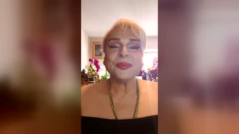 Snapshot of sabrinalong9999 chatting on July 11, 2026, 10:44 pm sabrinalong9999 online show from July 11, 2026, 10:44 pm