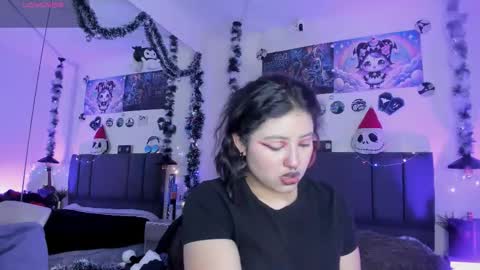 Sabrina  online show from December 19, 2025, 11:17 am