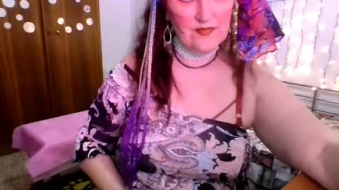 SabrinaXlovess online show from April 21, 2026, 5:28 pm