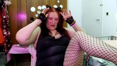 Snapshot of sabrinaxlovess chatting on May 22, 2026, 5:18 pm SabrinaXlovess online show from May 22, 2026, 5:18 pm