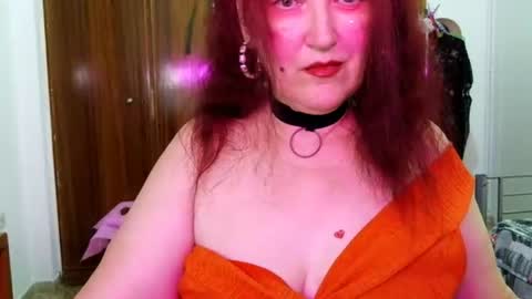 Snapshot of sabrinaxlovess chatting on July 9, 2026, 6:01 pm SabrinaXlovess online show from July 9, 2026, 6:01 pm
