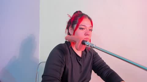 Snapshot of sabrinna_fox chatting on June 10, 2026, 7:57 pm sabrinna online show from June 10, 2026, 7:57 pm