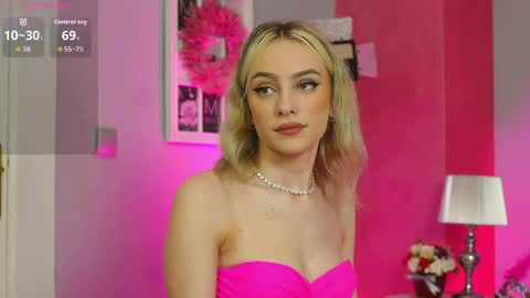 Sabrina online show from June 4, 2026, 5:02 am