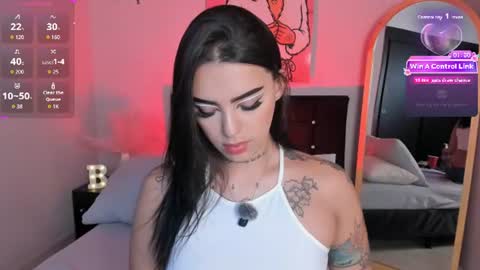 Snapshot of sabrinna_voss chatting on June 10, 2026, 9:35 pm sabrinna online show from June 10, 2026, 9:35 pm