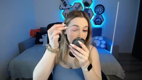 Sabrina Violet online show from January 29, 2025, 9:12 am