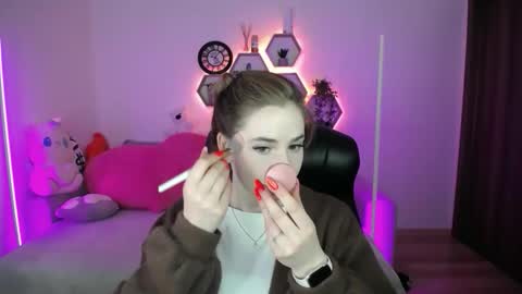 Sabrina Violet online show from April 29, 2026, 8:07 am