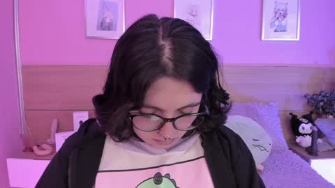 Ig  online show from February 5, 2025, 12:27 pm