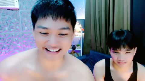 Snapshot of sachi_saint chatting on March 6, 2026, 12:01 pm Sachi online show from March 6, 2026, 12:01 pm