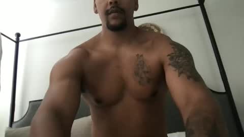 Snapshot of sack_draggin chatting on May 8, 2026, 3:17 pm Beezy online show from May 8, 2026, 3:17 pm
