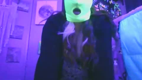 saddybaddie online show from October 21, 2025, 6:03 am